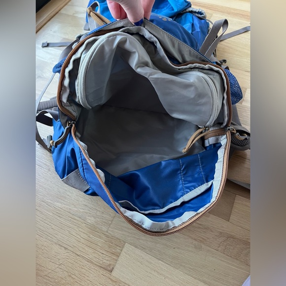 Gregory Blue Hiking Backpack - Picture 9 of 16